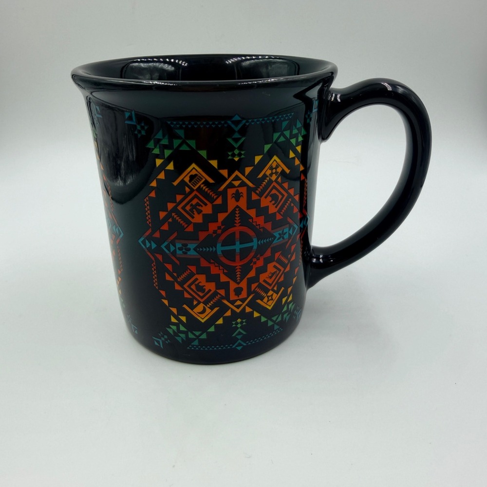 Pendleton Woolen Mills Southwestern Aztec Ceramic Coffee Mug Black 18oz